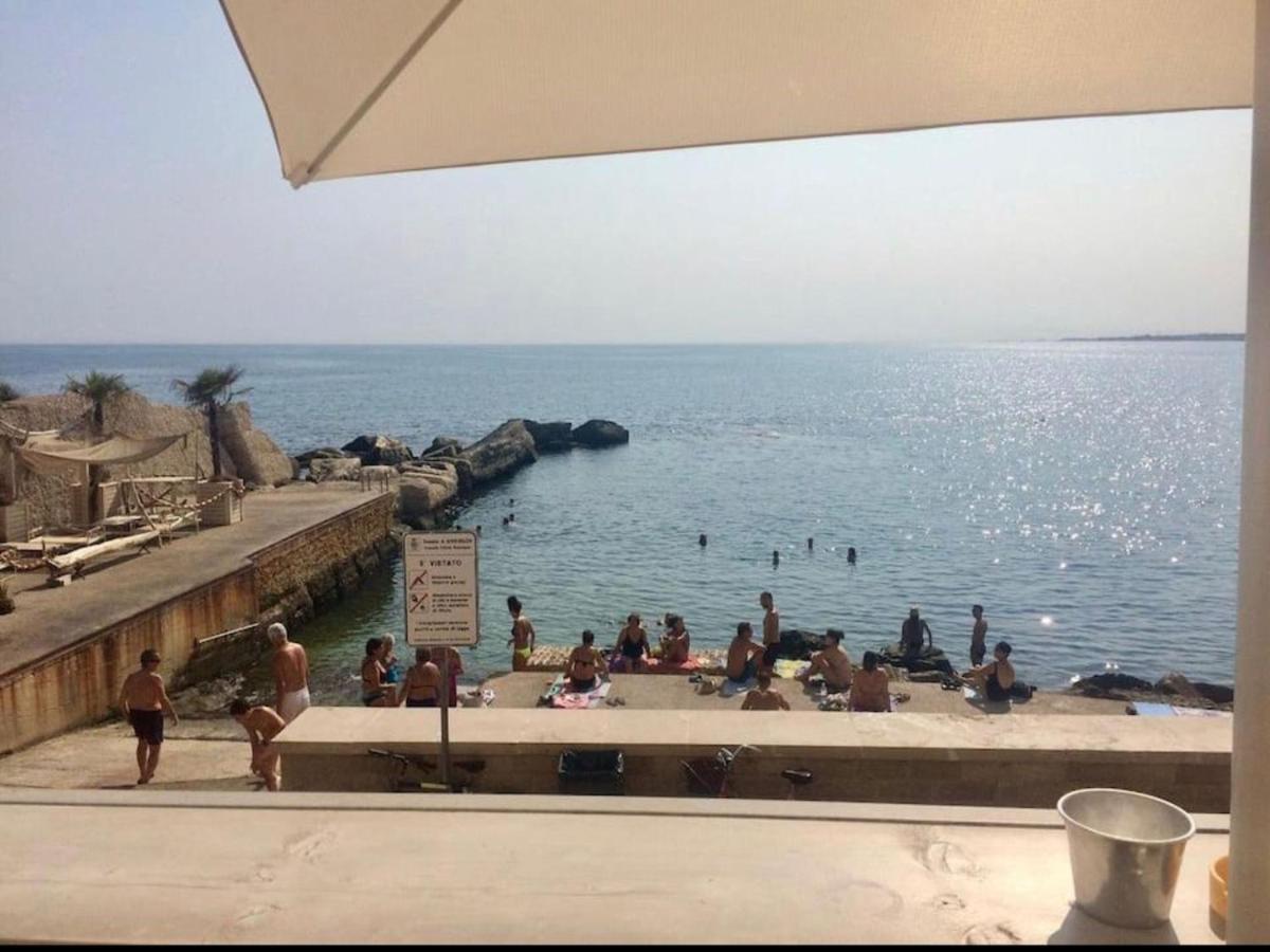 Suite Da Nonno Luigi 100 Metri Dal Mare Giovinazzo Exterior foto